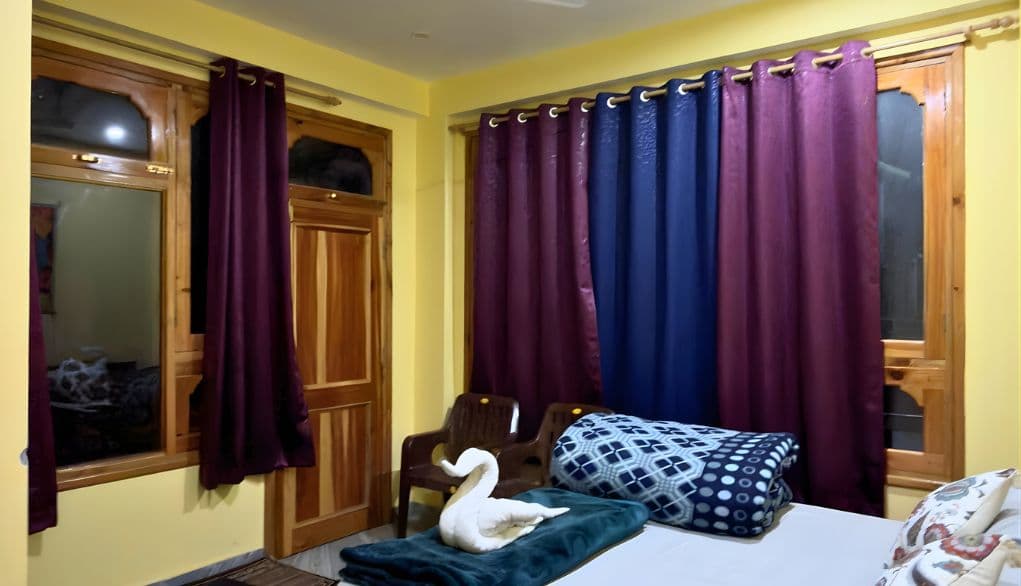 Budget Standard Room in Kasol (Choj Village) – Cozy & Affordable Stay